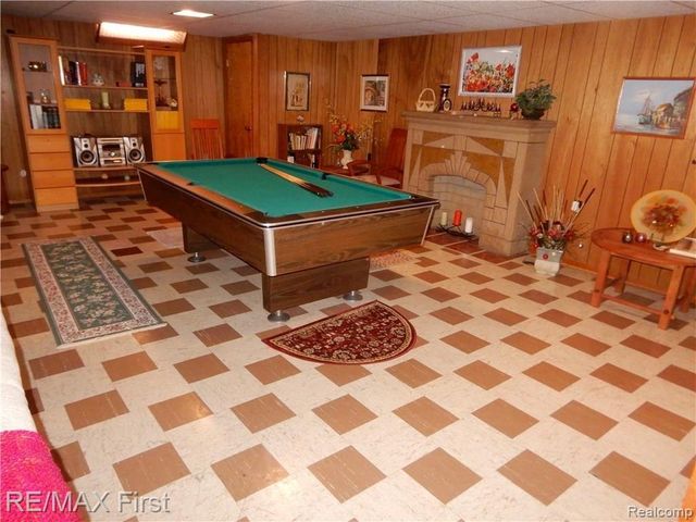 4805 BATES Drive, Warren, MI 48092