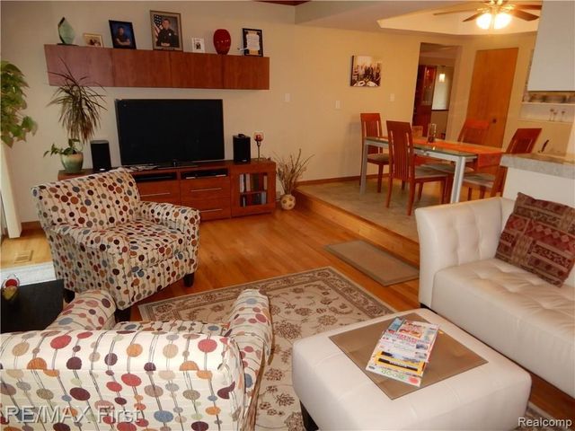 4805 BATES Drive, Warren, MI 48092