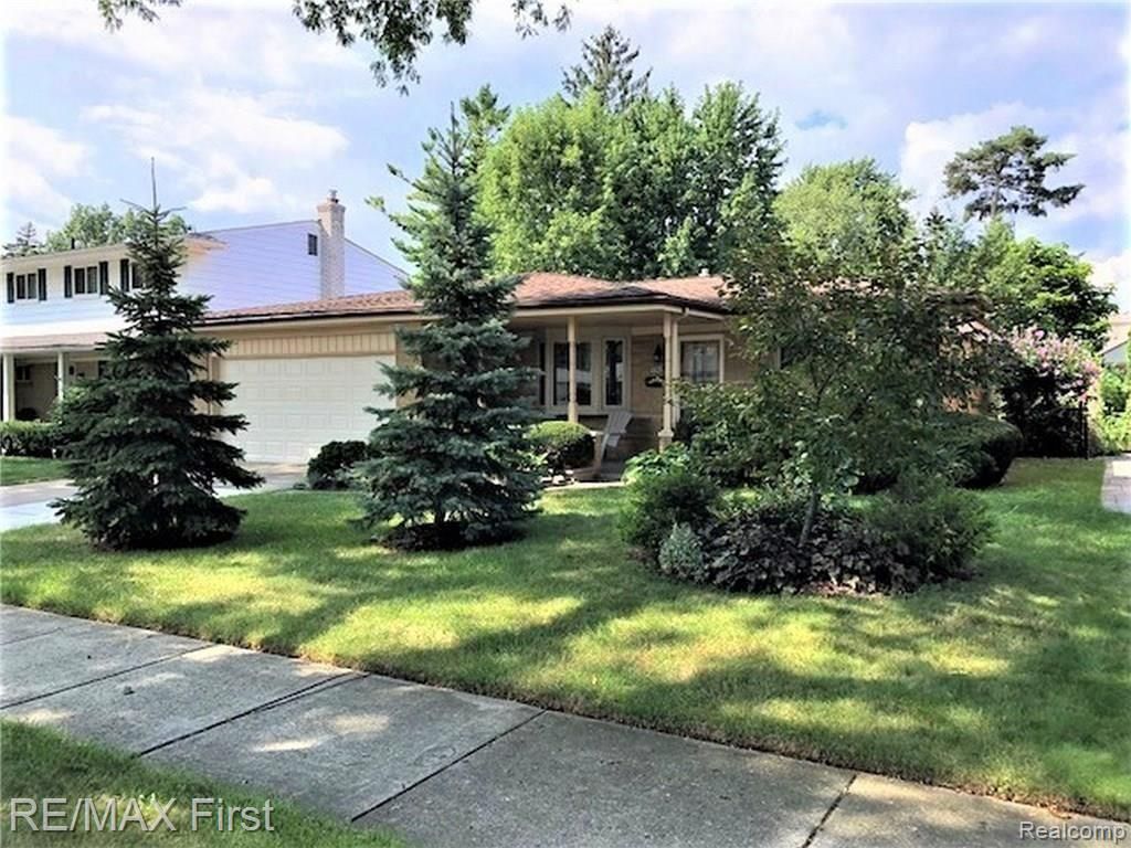 4805 BATES Drive, Warren, MI 48092