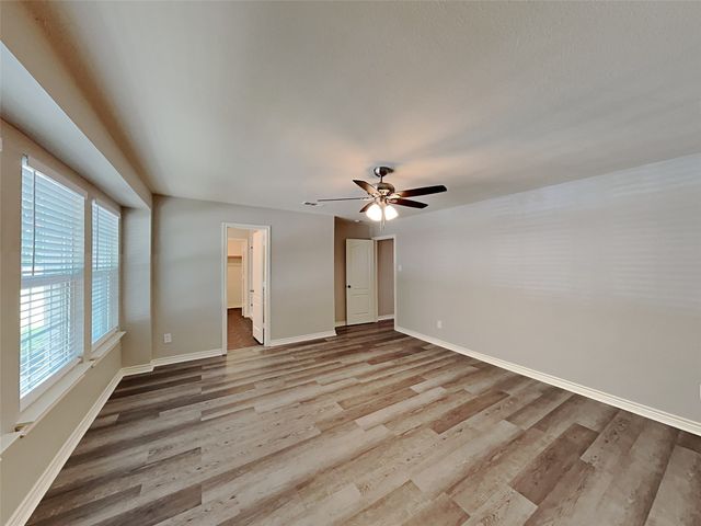2161 Lone Pecan Drive, Mesquite, TX 75181