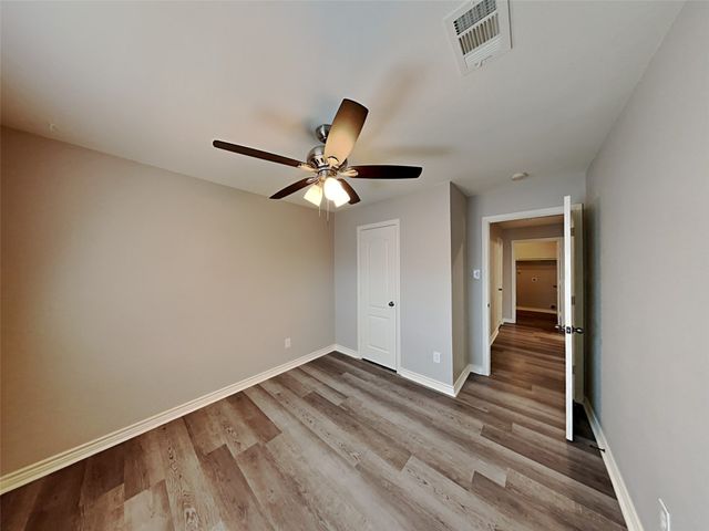 2161 Lone Pecan Drive, Mesquite, TX 75181