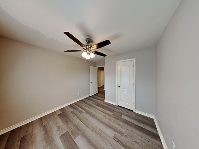 2161 Lone Pecan Drive, Mesquite, TX 75181