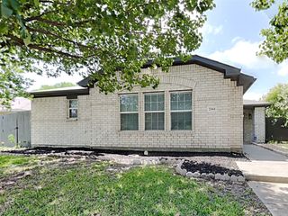 2161 Lone Pecan Drive, Mesquite, TX 75181