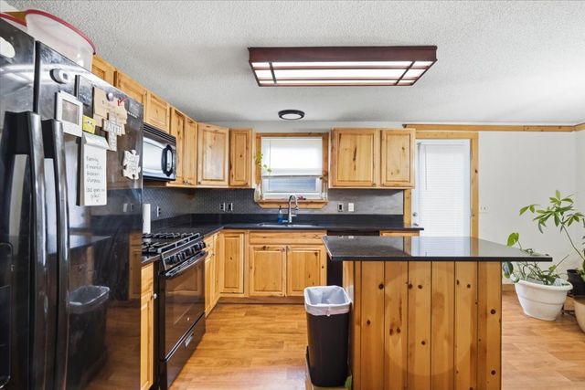 4206 Gregory Drive, Zion, IL 60099