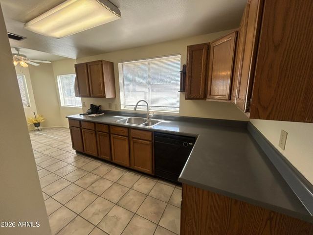 2120 N YUCCA Court, Chandler, AZ 85224