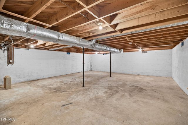 3315 Highway 66 S, Rogersville, TN 37857