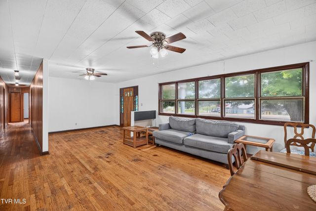 3315 Highway 66 S, Rogersville, TN 37857