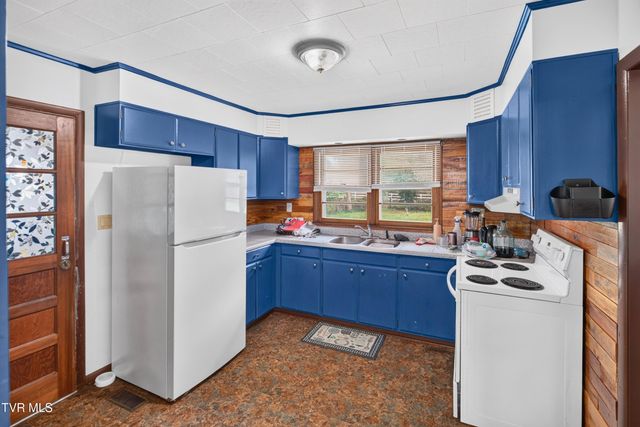 3315 Highway 66 S, Rogersville, TN 37857