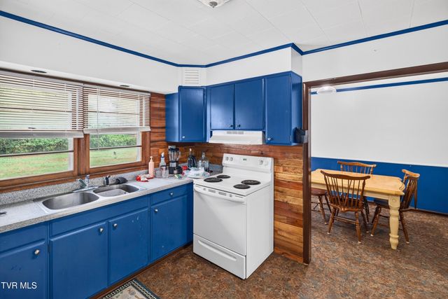 3315 Highway 66 S, Rogersville, TN 37857