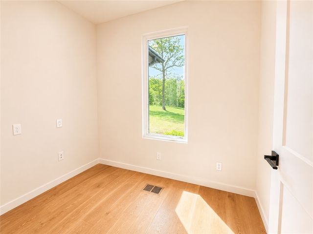2 Uist Circle, Bella Vista, AR 72715