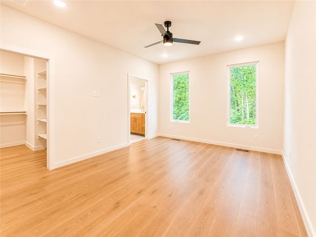 2 Uist Circle, Bella Vista, AR 72715