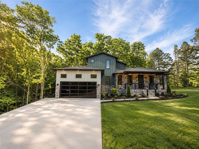 2 Uist Circle, Bella Vista, AR 72715