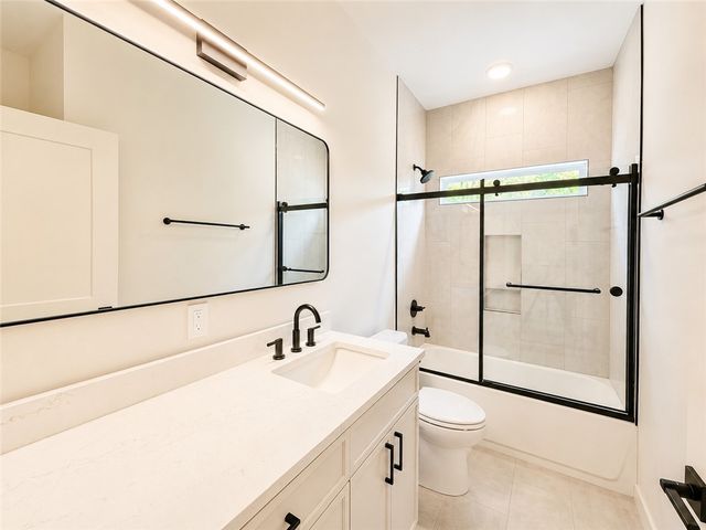 2 Uist Circle, Bella Vista, AR 72715
