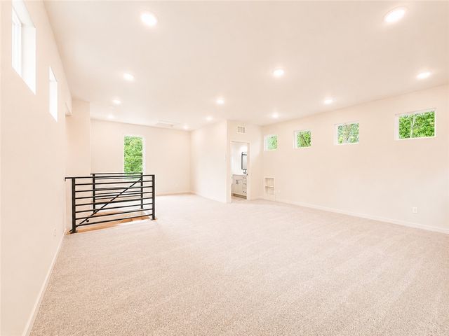2 Uist Circle, Bella Vista, AR 72715