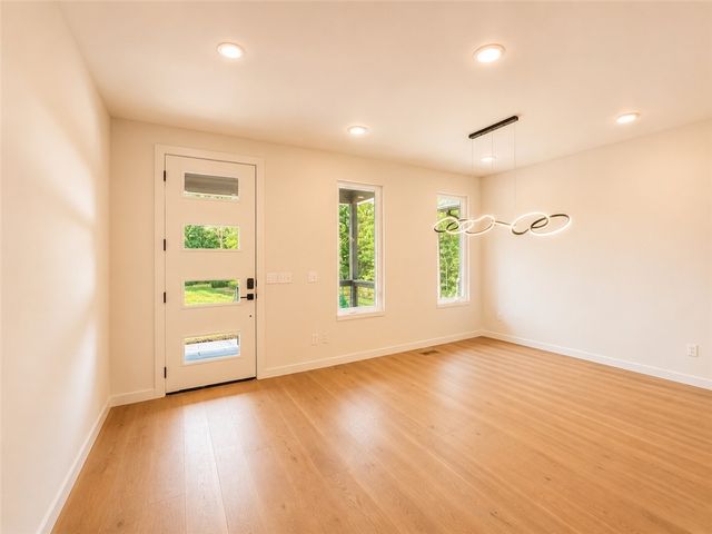 2 Uist Circle, Bella Vista, AR 72715