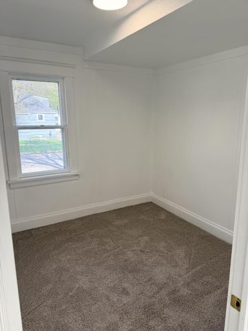 1045 E Forest Avenue, Muskegon City, MI 49442