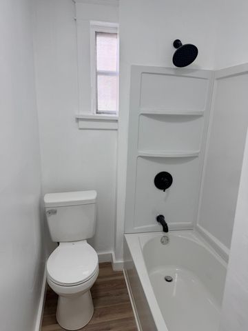 1045 E Forest Avenue, Muskegon City, MI 49442