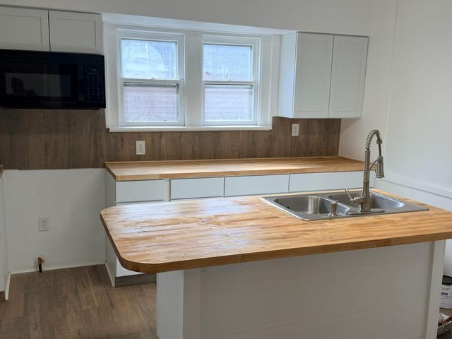 1045 E Forest Avenue, Muskegon City, MI 49442