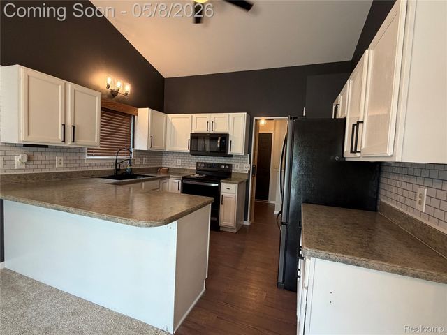 11687 Shell Bark Lane, Grand Blanc, MI 48439