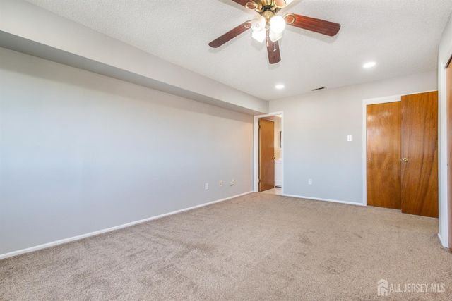 1614 Edison Glen Terrace, Edison, NJ 08837