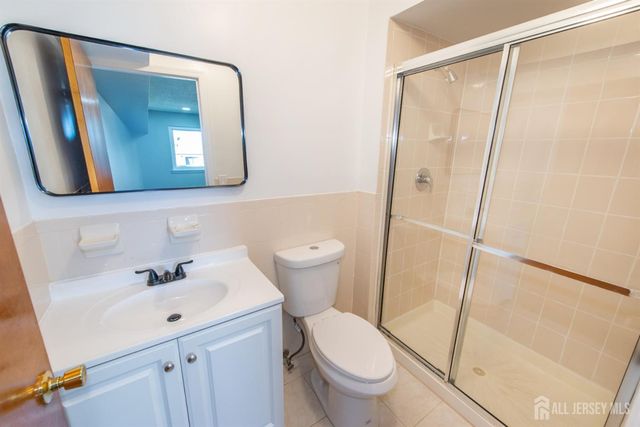 1614 Edison Glen Terrace, Edison, NJ 08837