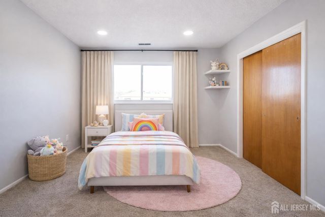 1614 Edison Glen Terrace, Edison, NJ 08837