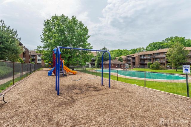 1614 Edison Glen Terrace, Edison, NJ 08837