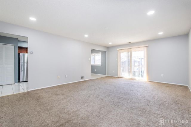 1614 Edison Glen Terrace, Edison, NJ 08837