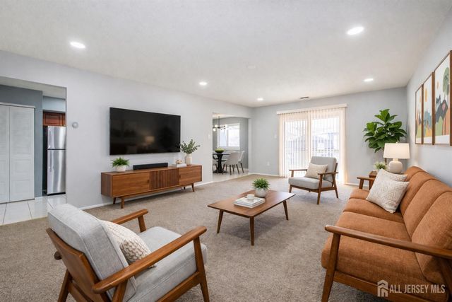 1614 Edison Glen Terrace, Edison, NJ 08837