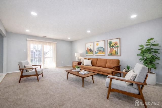 1614 Edison Glen Terrace, Edison, NJ 08837