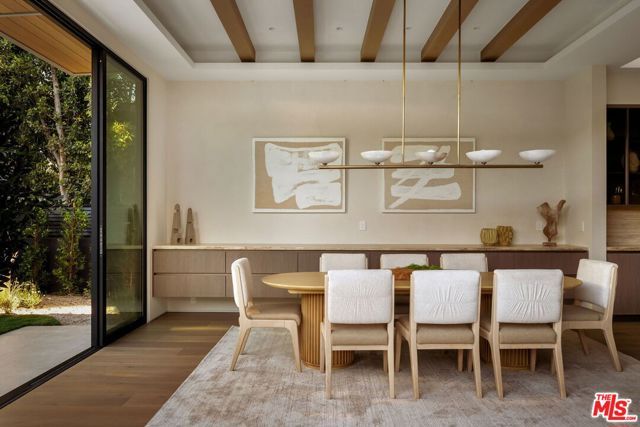 812 N Genesee Avenue, Los Angeles, CA 90046