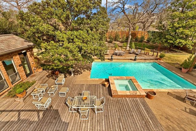 11622 Valleydale Drive, Dallas, TX 75230