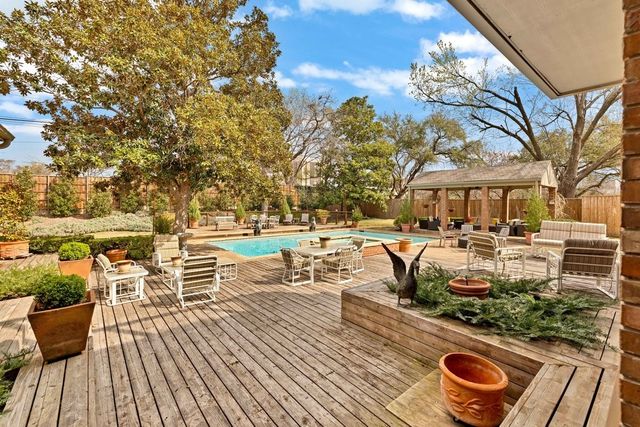 11622 Valleydale Drive, Dallas, TX 75230