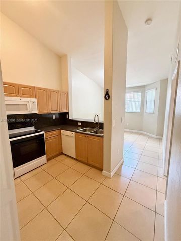 1652 SE 28th Street 202, Homestead, FL 33035