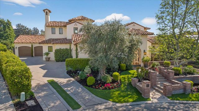 12370 N Via Il Prato Avenue, Clovis, CA 93619