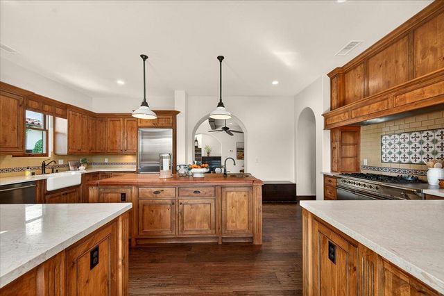 12370 N Via Il Prato Avenue, Clovis, CA 93619