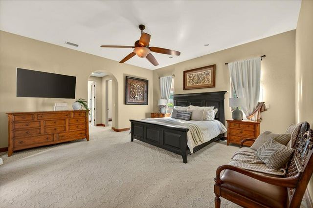 12370 N Via Il Prato Avenue, Clovis, CA 93619