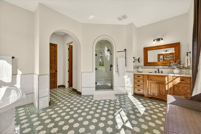 12370 N Via Il Prato Avenue, Clovis, CA 93619