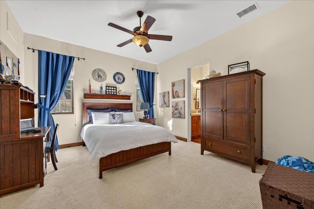 12370 N Via Il Prato Avenue, Clovis, CA 93619