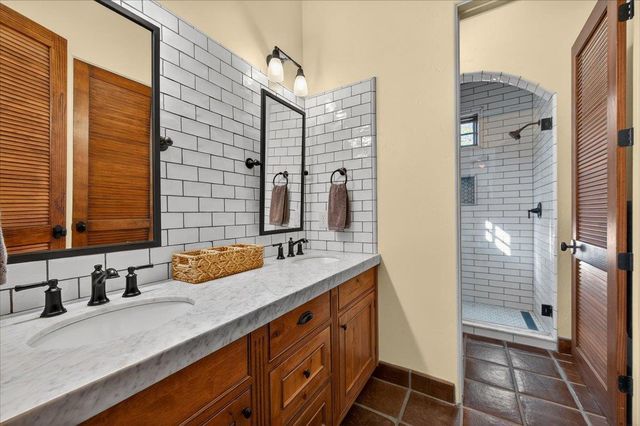 12370 N Via Il Prato Avenue, Clovis, CA 93619