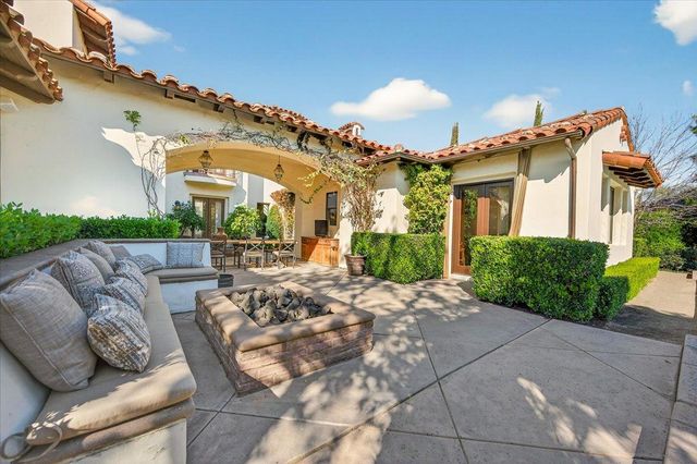 12370 N Via Il Prato Avenue, Clovis, CA 93619