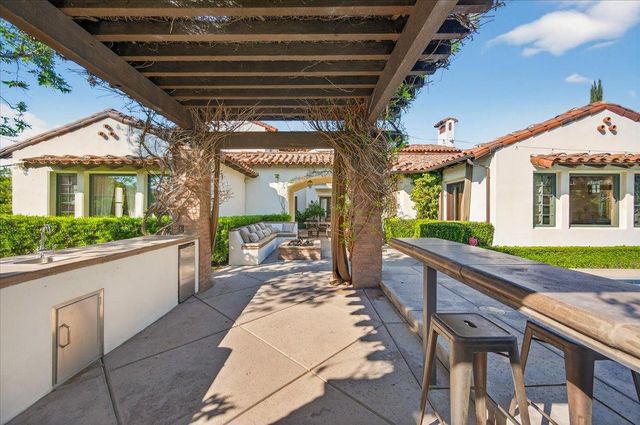 12370 N Via Il Prato Avenue, Clovis, CA 93619