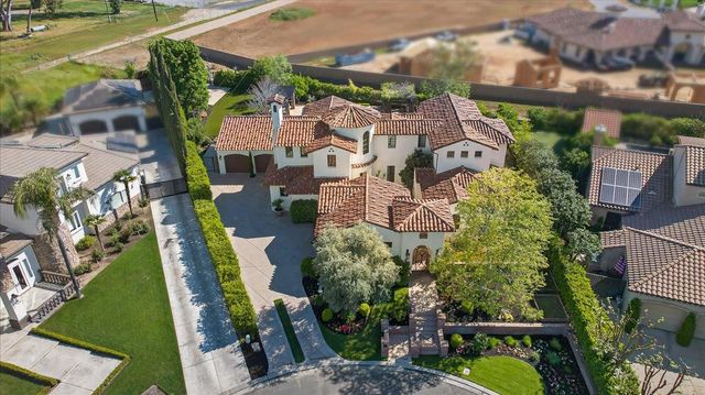 12370 N Via Il Prato Avenue, Clovis, CA 93619