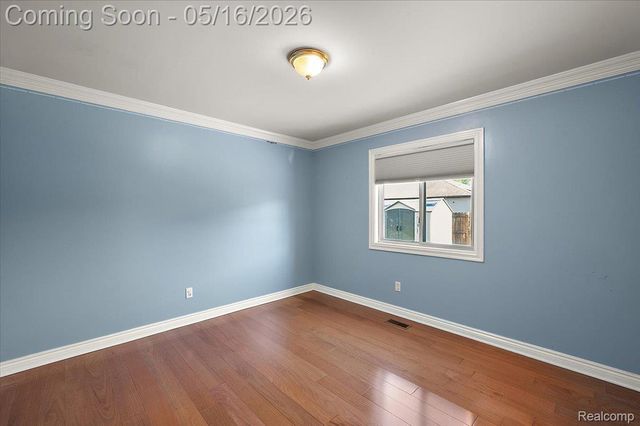 15948 Venice Avenue, Clinton Charter Township, MI 48035