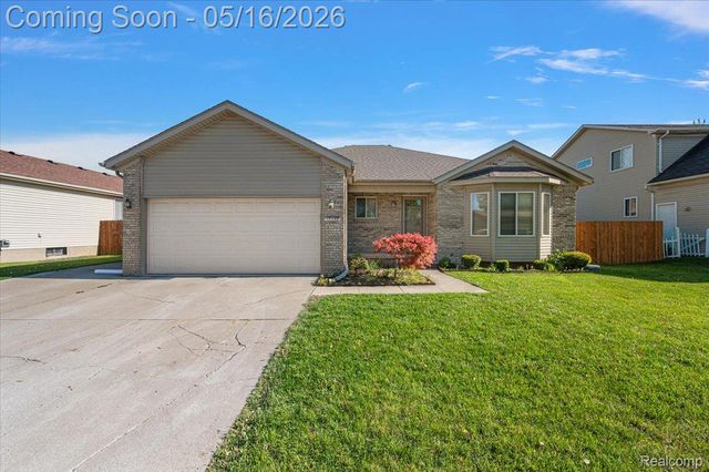 15948 Venice Avenue, Clinton Charter Township, MI 48035