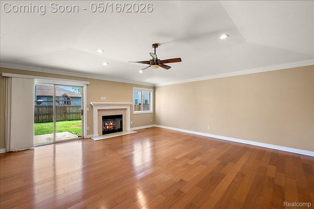 15948 Venice Avenue, Clinton Charter Township, MI 48035