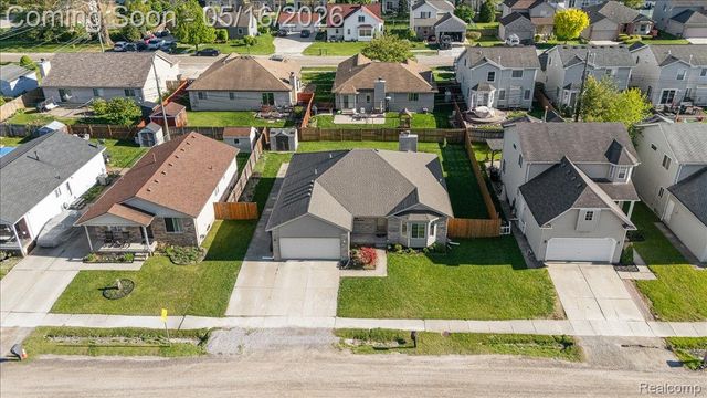 15948 Venice Avenue, Clinton Charter Township, MI 48035