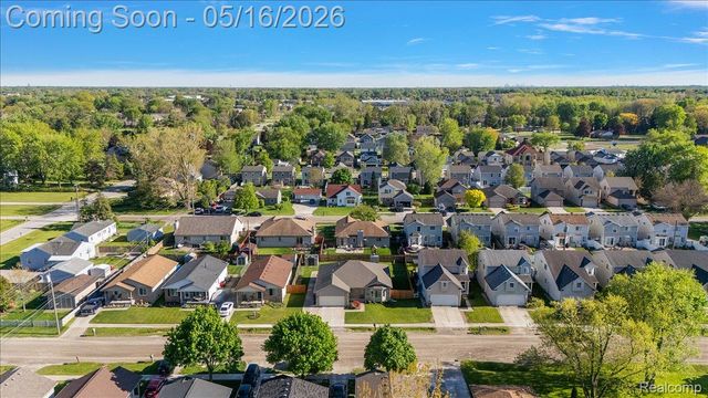 15948 Venice Avenue, Clinton Charter Township, MI 48035