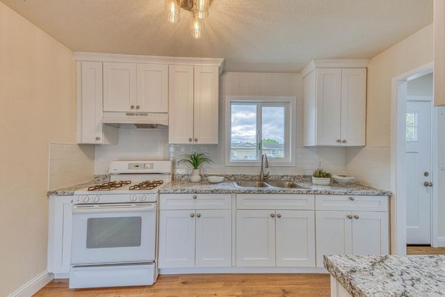 344 Pueblo Drive, Salinas, CA 93906