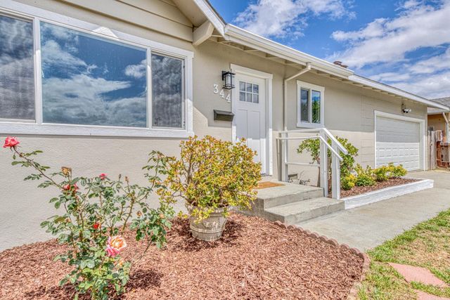344 Pueblo Drive, Salinas, CA 93906